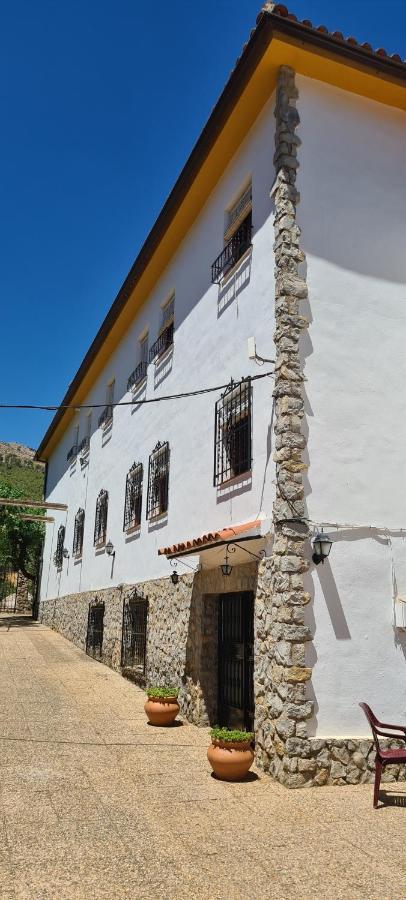 Alojamiento Turístico El Pantano de Cazorla Coto Ríos Exterior foto
